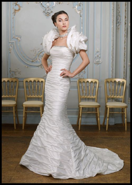 ian-stuart-muse-wedding-dress