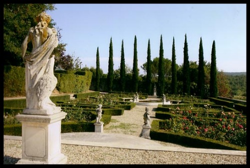 villa-medici-italian-garden