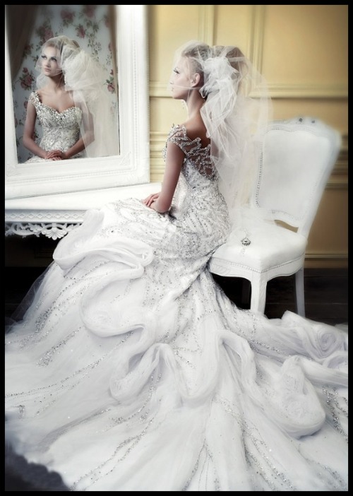 michael-cinco-wedding-dress-ss-2010