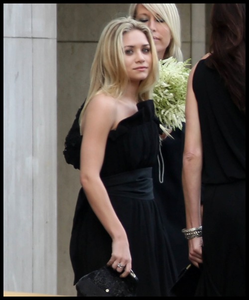 ashley-olsen-bridesmaid-for-stylist-estee-stanley